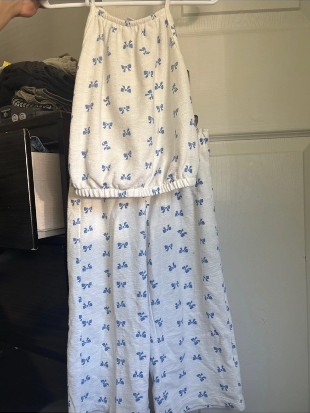 Old Navy 2 piece with Blue Bow Print